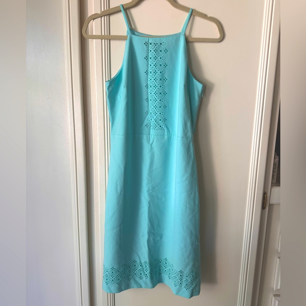 Banana Republic Aqua Blue Eyelet Sheath Dress
Size: 0 (fits like a 2–4)